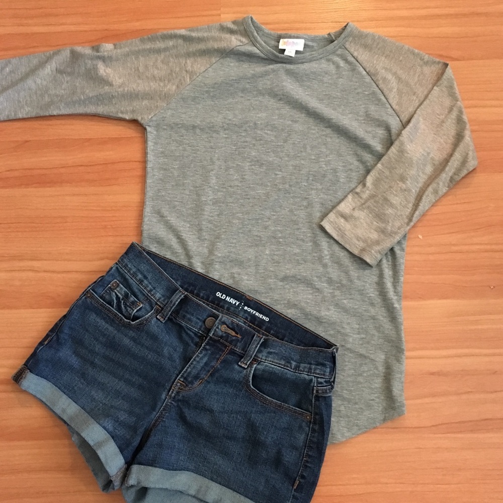 Baseball style t